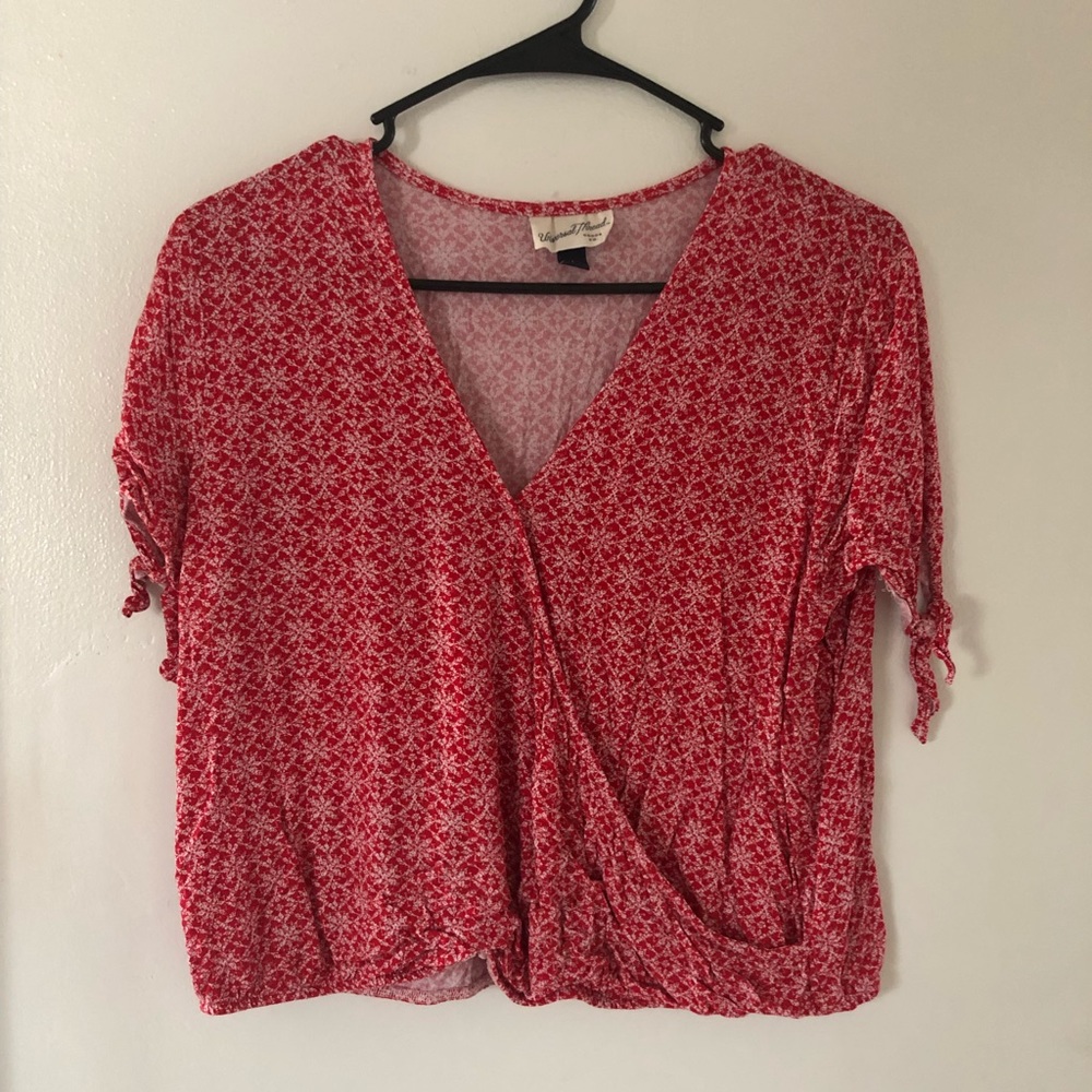 Red Tie-Front Cropped Shirt